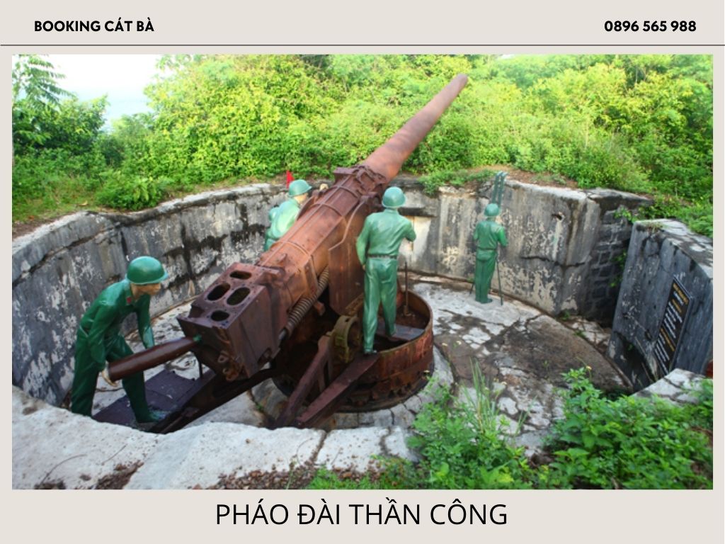 Pháo đài Thần Công là điểm đến thu hút du khách trong hành trình khám phá Cát Bà.
